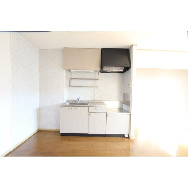 キッチン　清潔感のあるキッチン