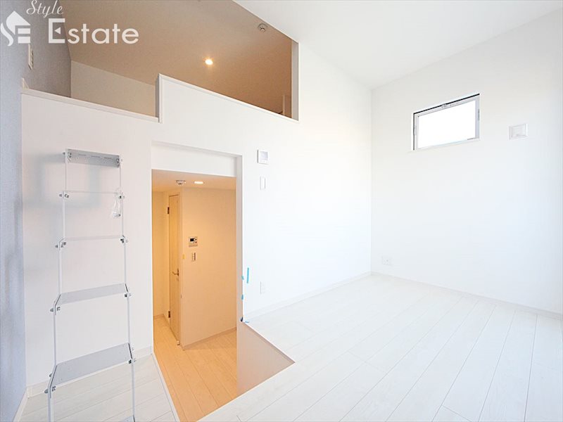 居室・リビング　内装