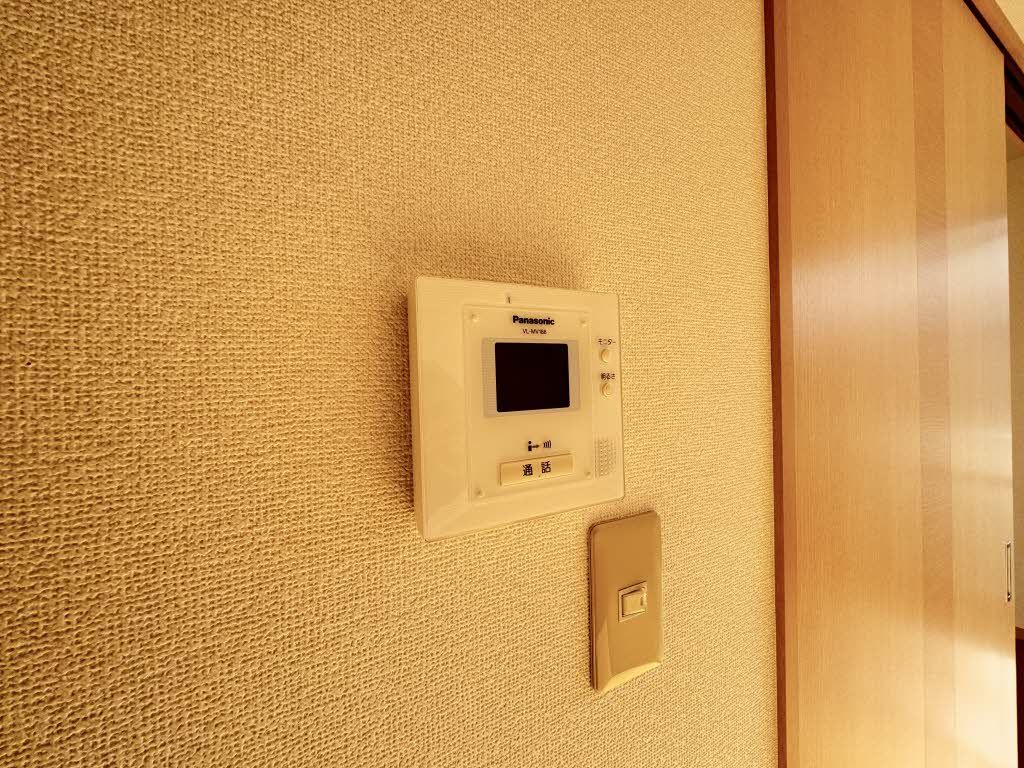 セキュリティ　モニタ付きドアホン