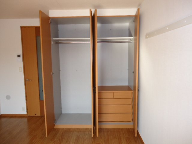収納　クローゼット