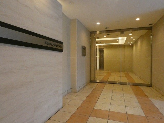 エントランス　エントランス