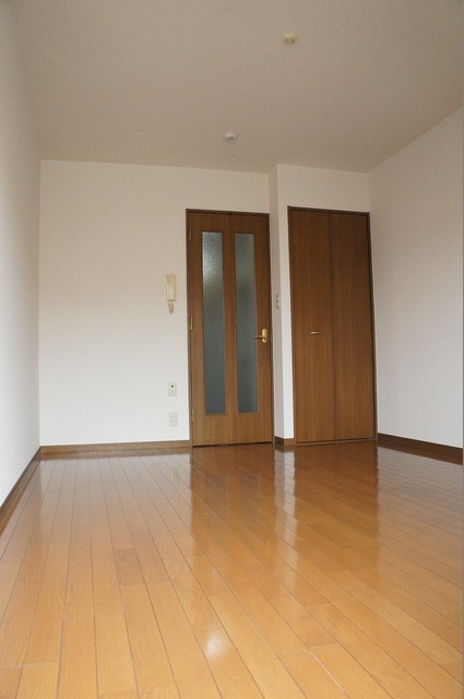 居室・リビング　ピカピカの室内です♪