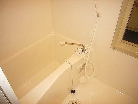 バス・シャワールーム　別号室イメージ