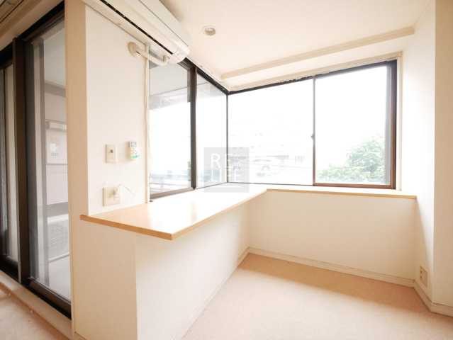 その他部屋・スペース　朝日サテライト六本木の出窓部分