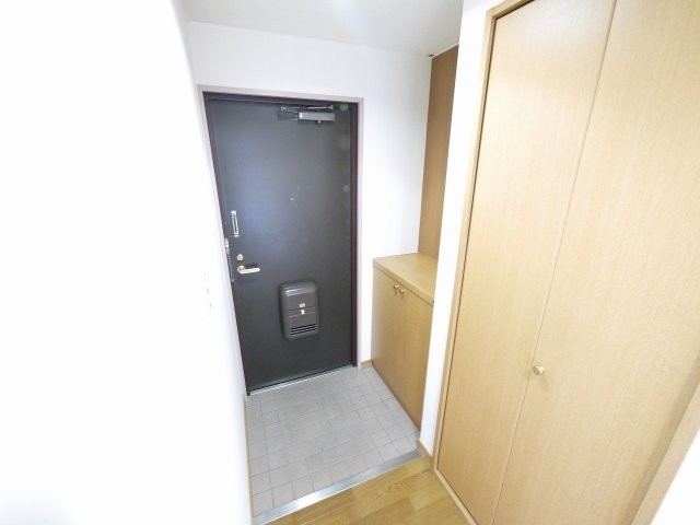 玄関　シンプルで使いやすい玄関です