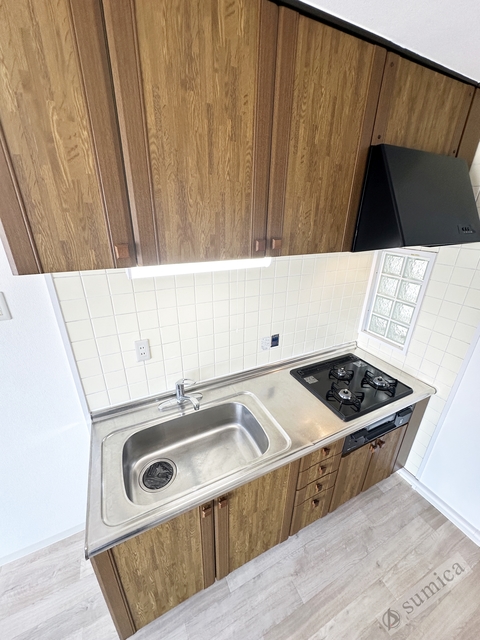 キッチン　３口システムキッチン・お料理もグレードアップ♪