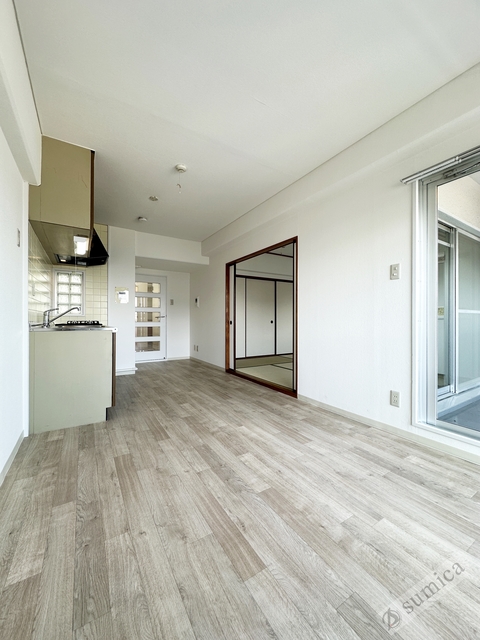 居室・リビング　南向き・陽当たり良し♪♪