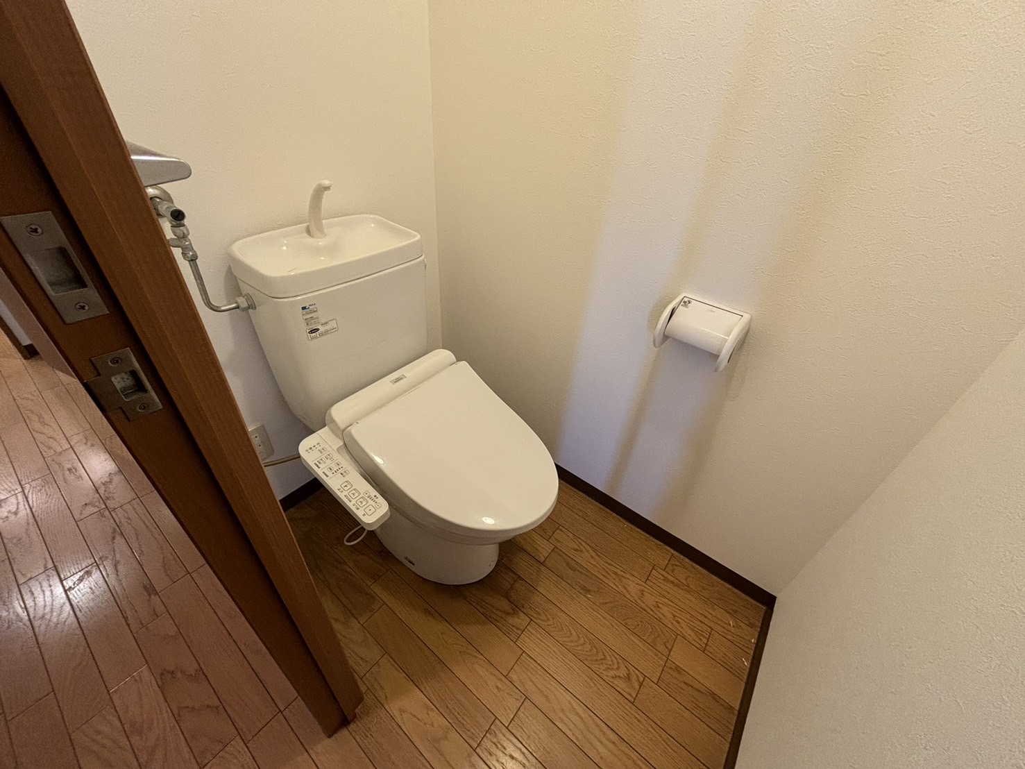 三和マンションのトイレ写真
