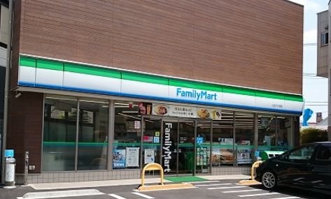 コンビニ　ファミリーマート八広六丁目店（コンビニ）まで327m