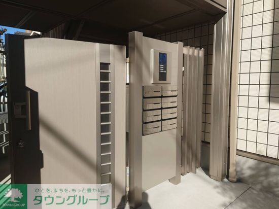 エントランス　お問合せはタウンハウジングまで！※現地待合わせ相談可能