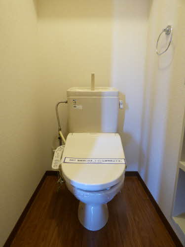 トイレ　シンプルで使いやすいトイレです