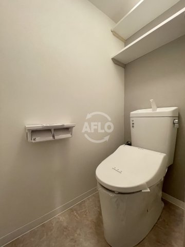 トイレ　テン・フォーティー　トイレ