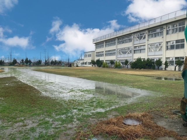 中学校　木更津市立金田中学校（中学校）まで760m