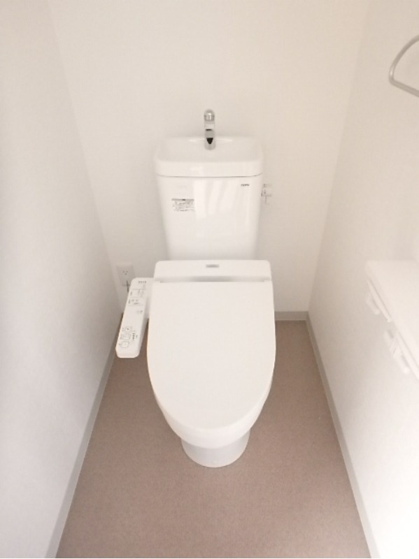 トイレ　図面と現状に相違がある場合には現状を優先