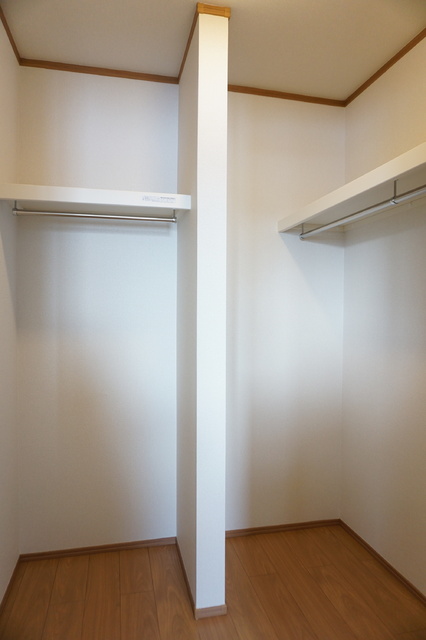 収納　ウォークインクローゼット