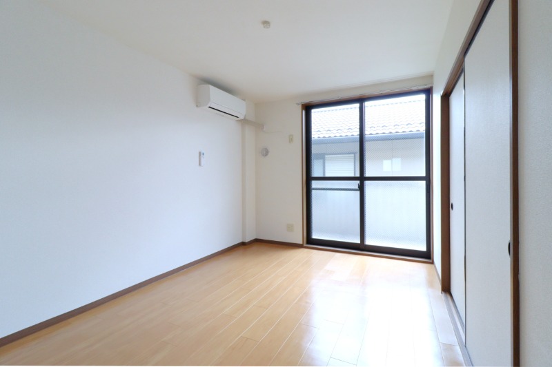 居室・リビング　図面と現状に相違がある場合には現状を優先