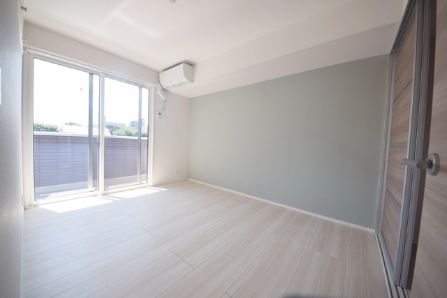 居室・リビング　～広々としたリビング～