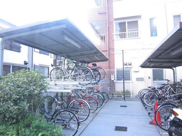 その他共有部分　駐輪場完備