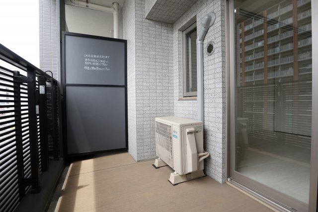 バルコニー　※別部屋の参考写真となります※現況優先※