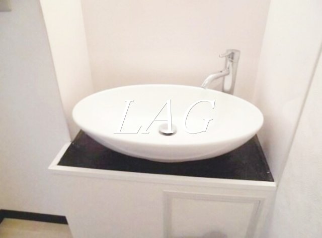 洗面設備　独立洗面台です。