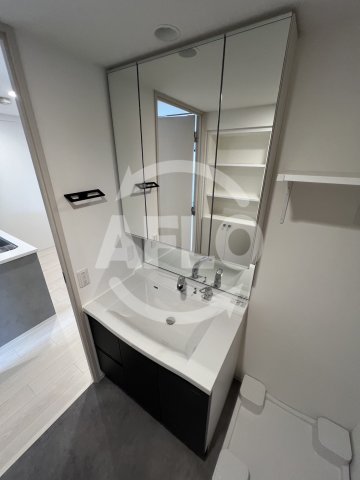 洗面設備　ベイサイドパークOSAKAサウスレジデンシス　独立洗面台