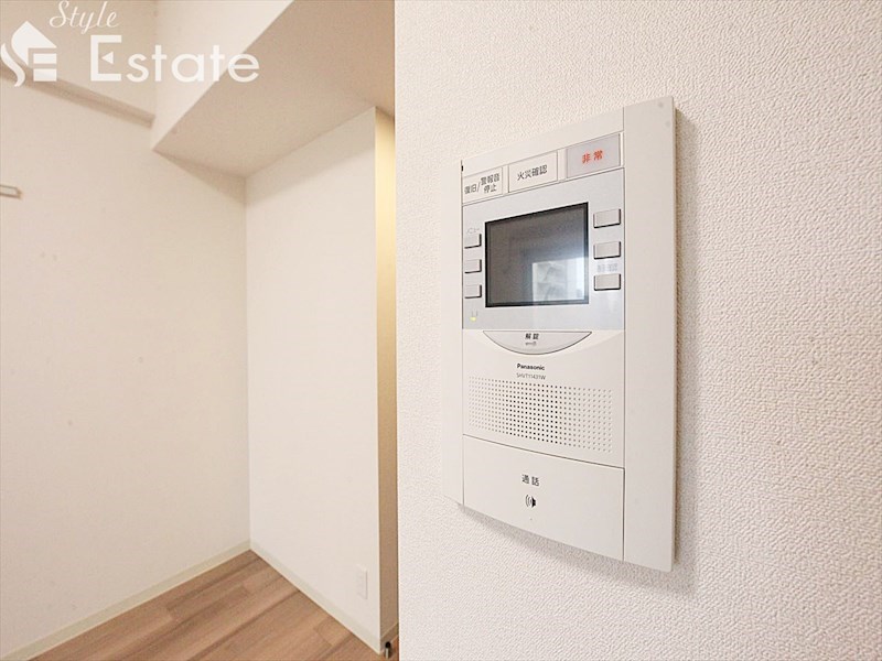 セキュリティ　モニター付きインターホン