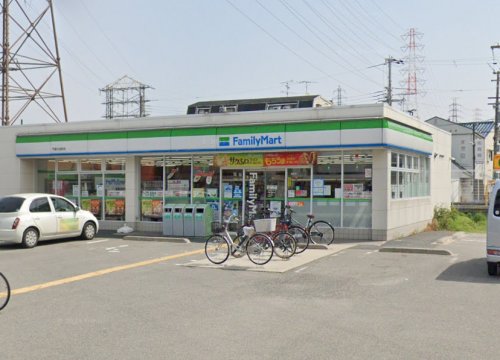 コンビニ　ファミリーマート門真大池町店（コンビニ）まで321m