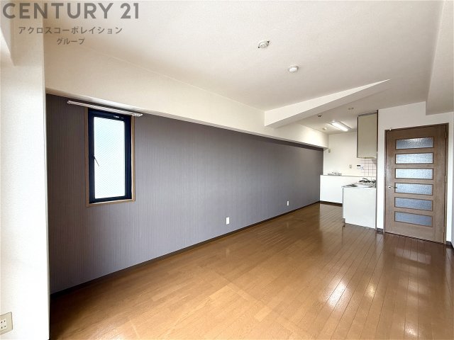 居室・リビング　南向きで日当たり良好なリビングです。