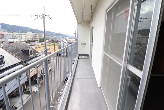 バルコニー　東向きバルコニー