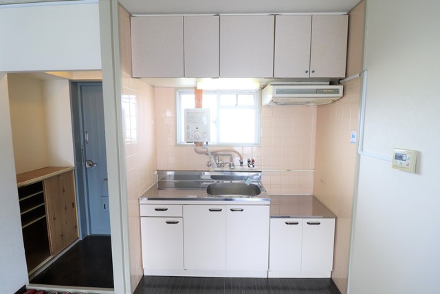 キッチン　２口ガスコンロ設置可能