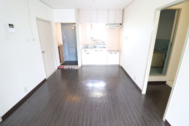 居室・リビング　リビング