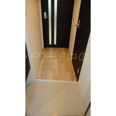 玄関　詳細は、ウィンドワード中の島店までご相談下さい。