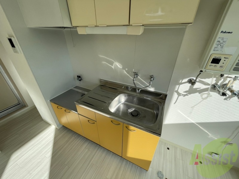 キッチン　キッチンは調理スペースもあり料理がはかどりそうです。