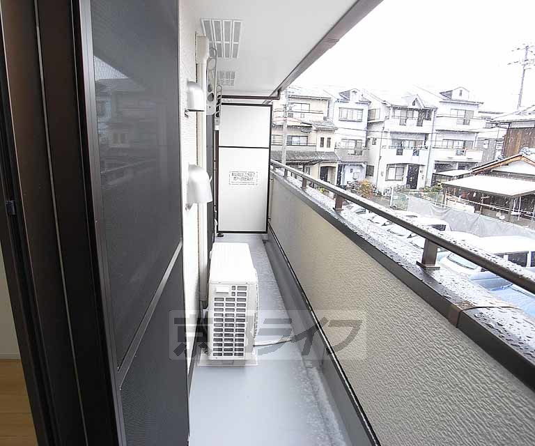 バルコニー　ベランダに出るとこんな感じです