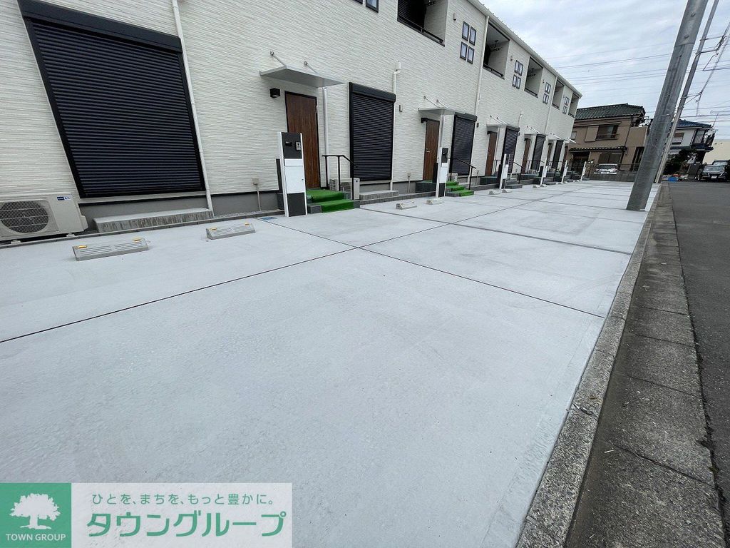 駐車場　駐車場