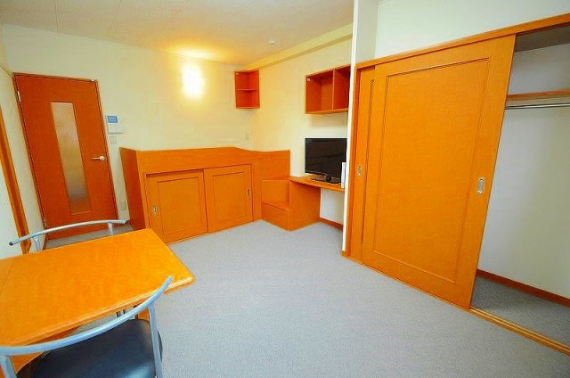 居室・リビング　日当たりも良好です。