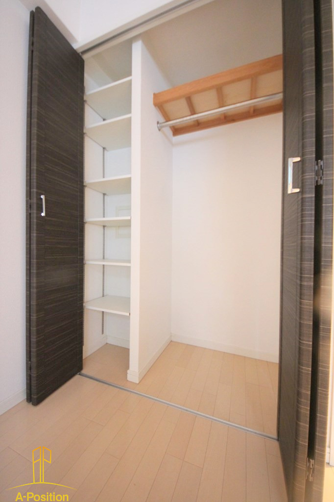 収納　クレアート大手前グランアクシア