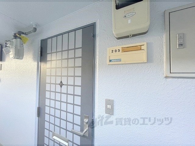 玄関　インターホン