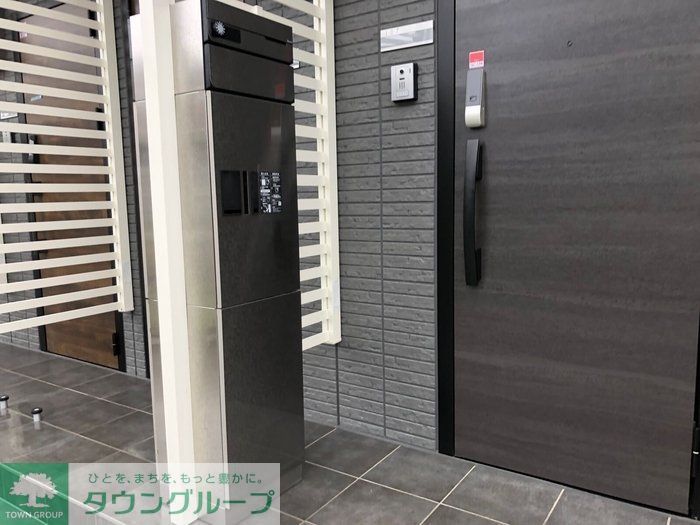 エントランス　お問合せはタウンハウジングまで！※現地待合わせ相談可能