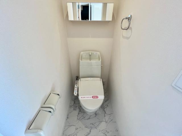 トイレ　シャワー付トイレ