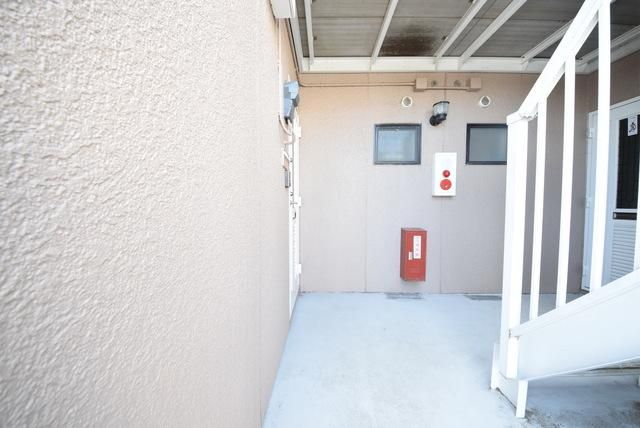 エントランス　★共用階段★