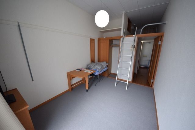 その他部屋・スペース　★絨毯の床です★