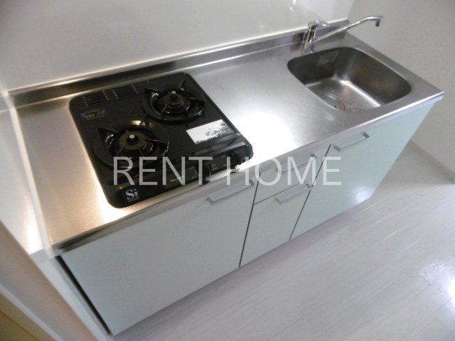 キッチン　２口ガスコンロのシステムキッチンです。