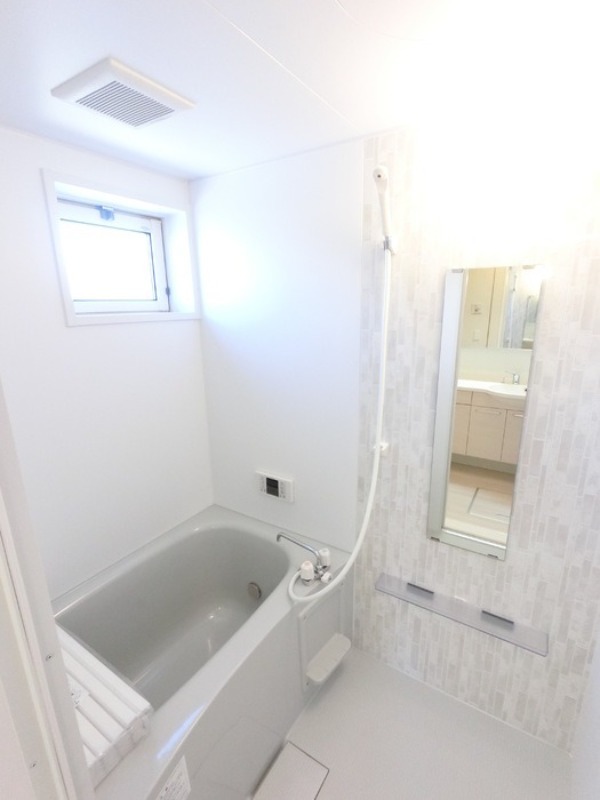 バス・シャワールーム　図面と現状に相違がある場合には現状を優先