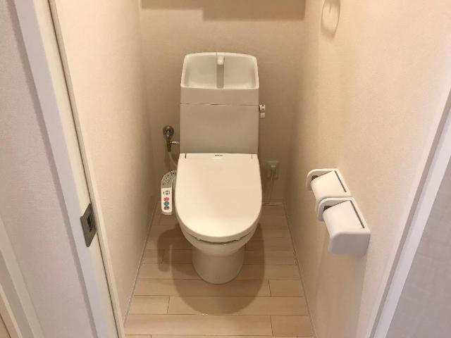 トイレ　シャワー付トイレ