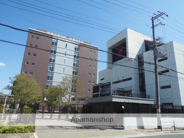 高校・高専　浪速高校（高校・高専）まで361m