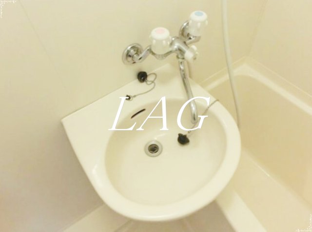 洗面設備　洗面台です。