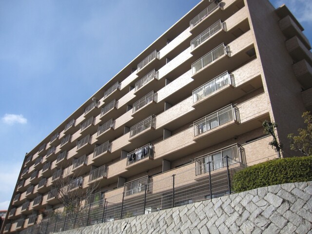 建物外観　高層階7階