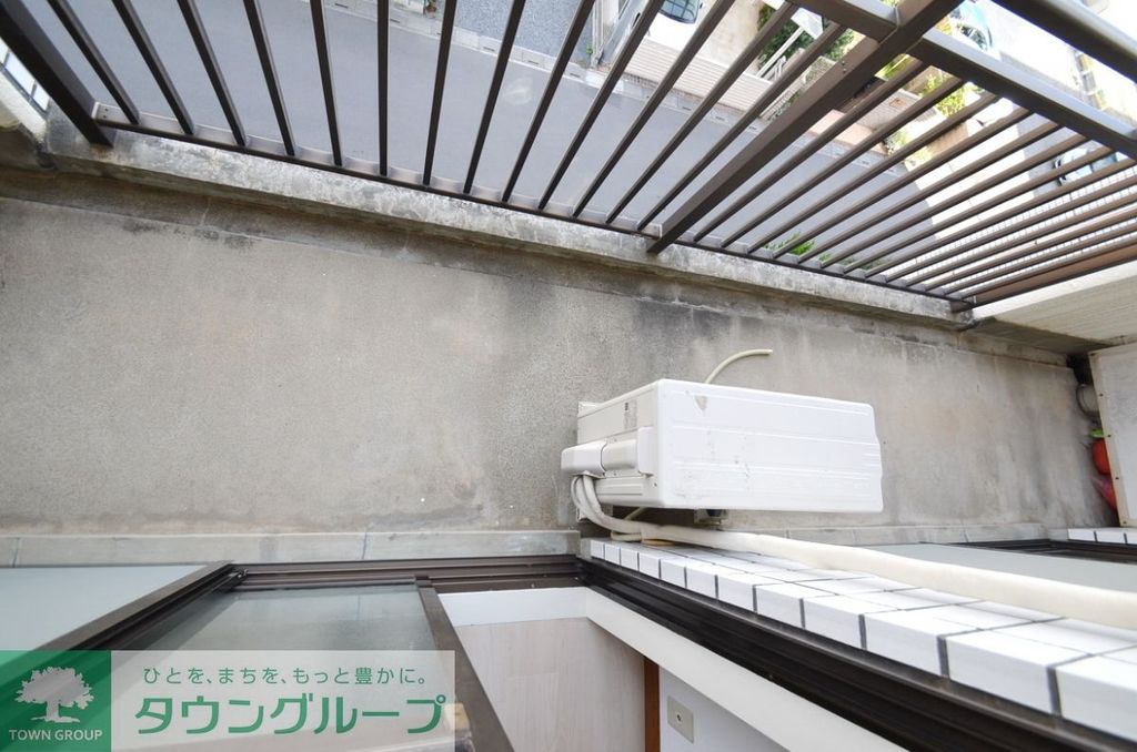 バルコニー　バルコニー