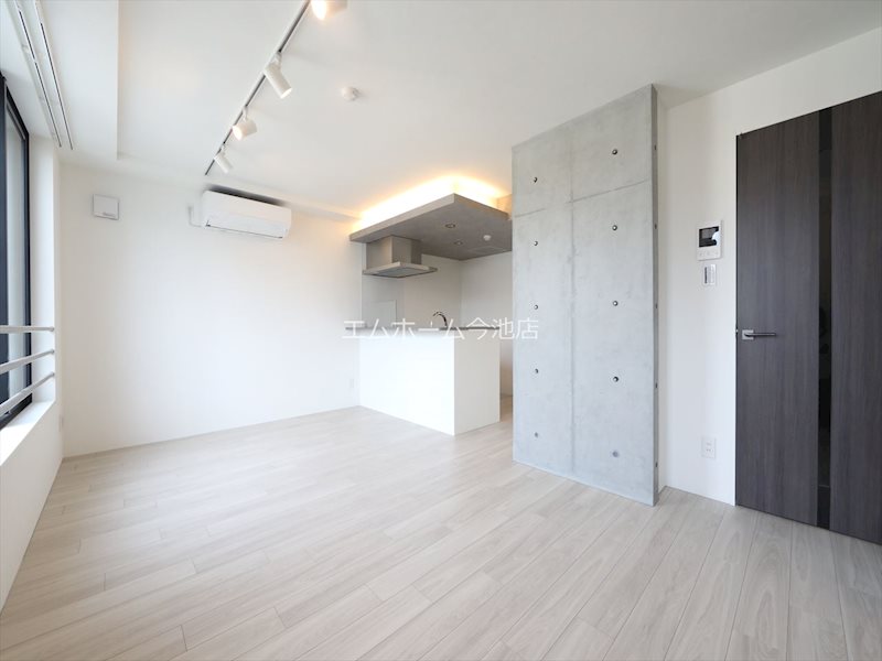 その他　LDK14.04帖　エアコン付　換気良好　デザイナーズ